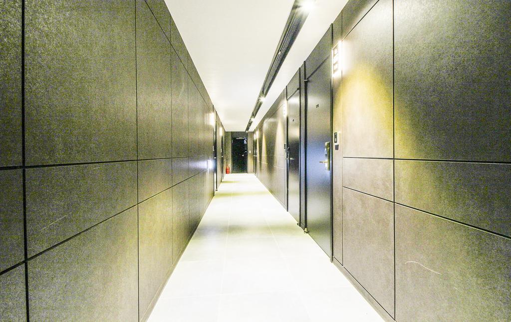 Hotel Londoner Gimhae Екстер'єр фото