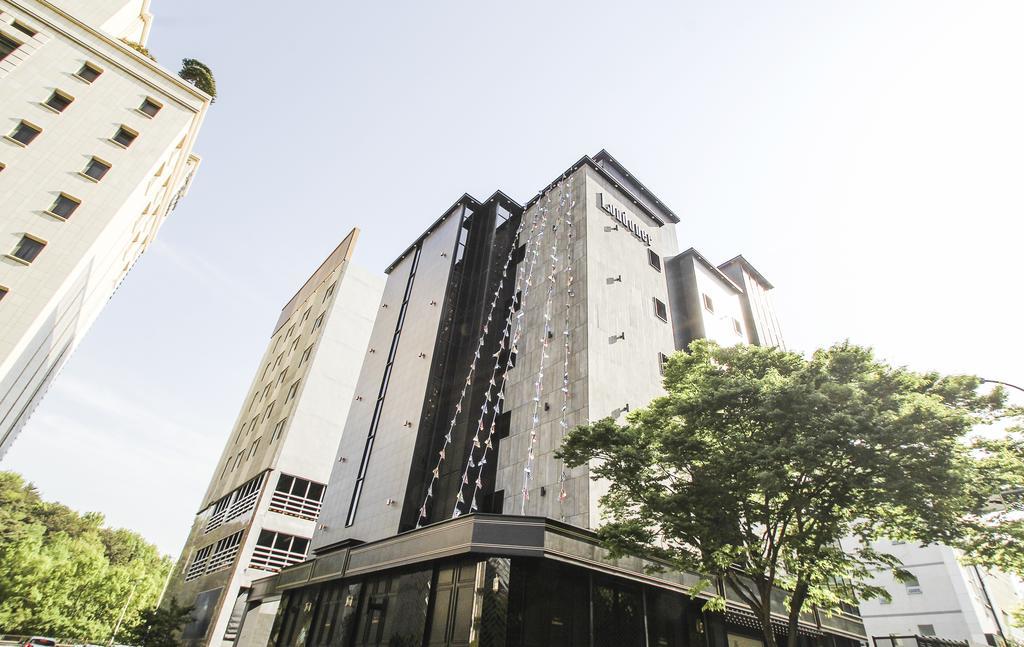 Hotel Londoner Gimhae Екстер'єр фото