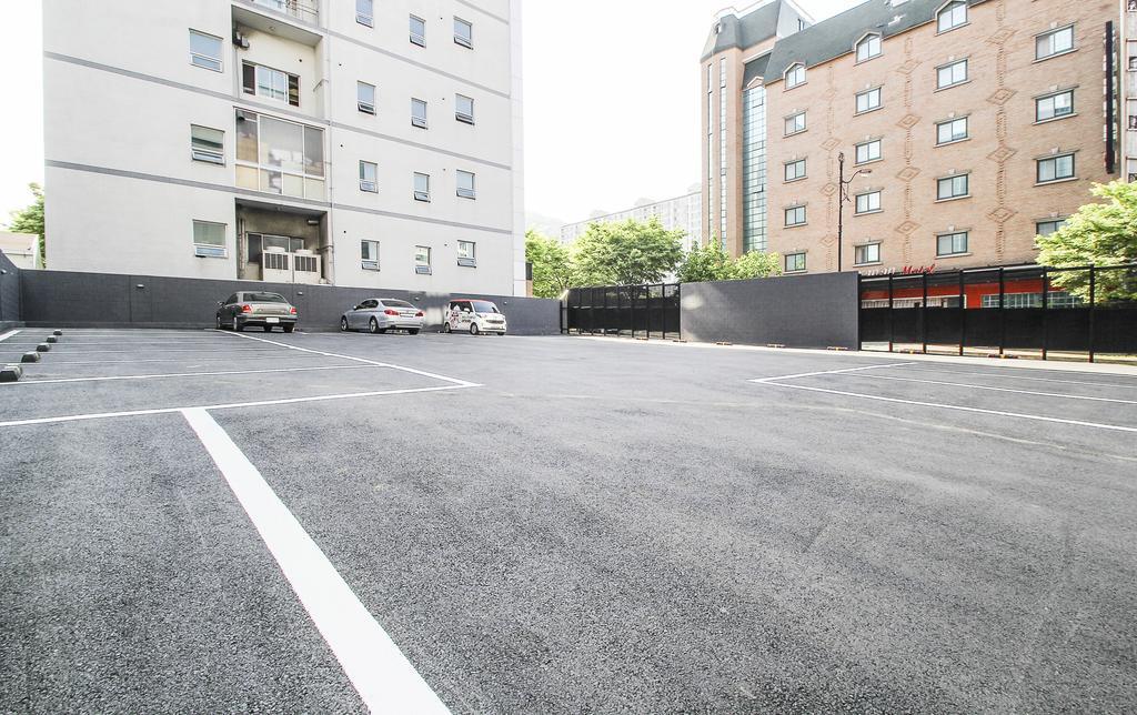 Hotel Londoner Gimhae Екстер'єр фото