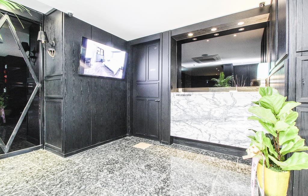 Hotel Londoner Gimhae Екстер'єр фото