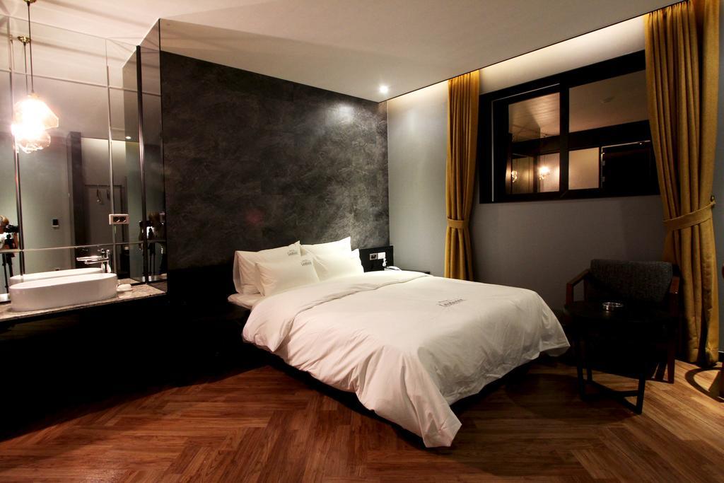 Hotel Londoner Gimhae Екстер'єр фото