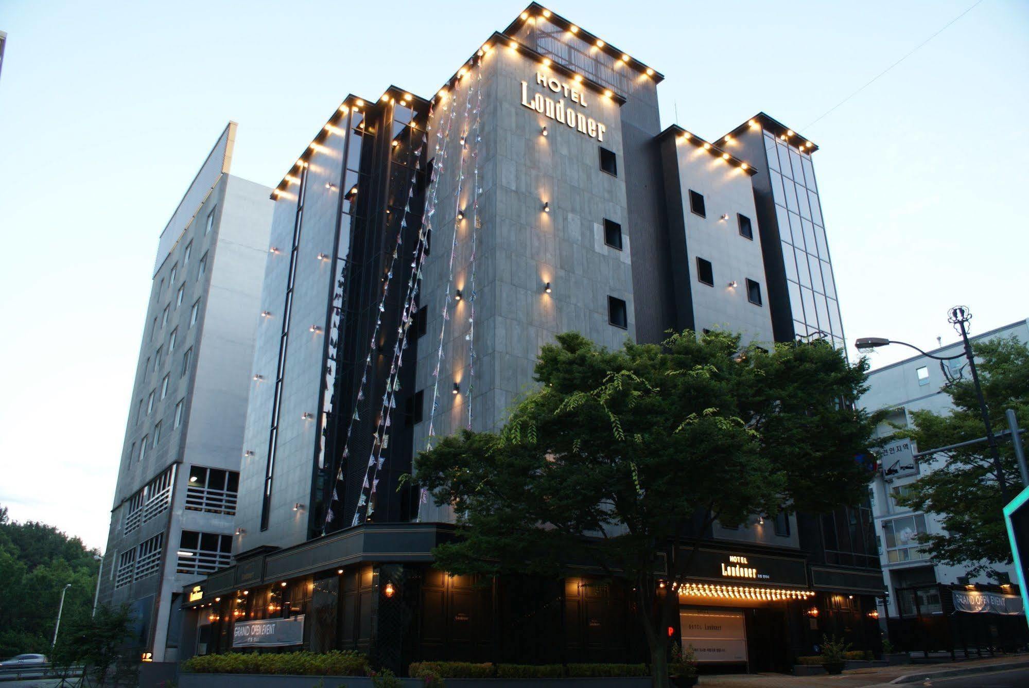 Hotel Londoner Gimhae Екстер'єр фото